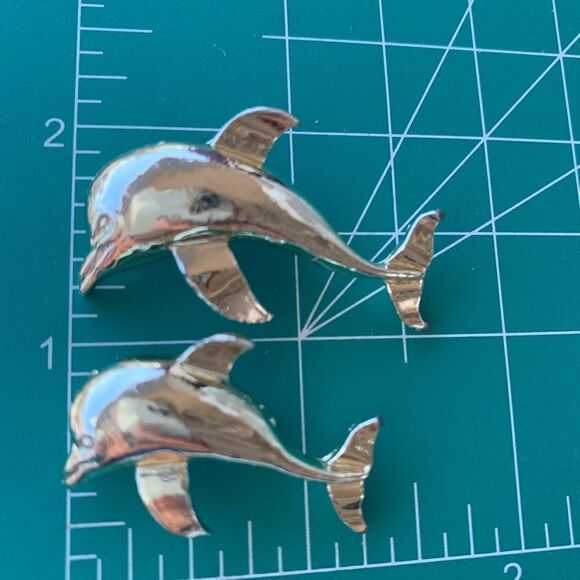 Pair of silver dolfin pins mom baby - Picture 5 of 7